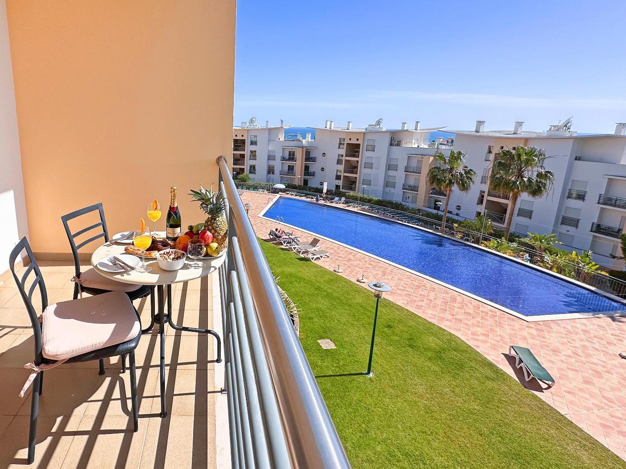 Modern Ocean, Garden & Pool View By Becherish Apartamento Albufeira